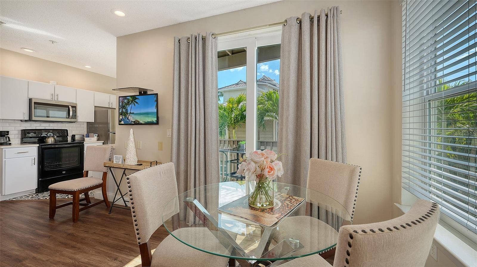 662 CALLE DEL OTONO, Sarasota, FL 34242