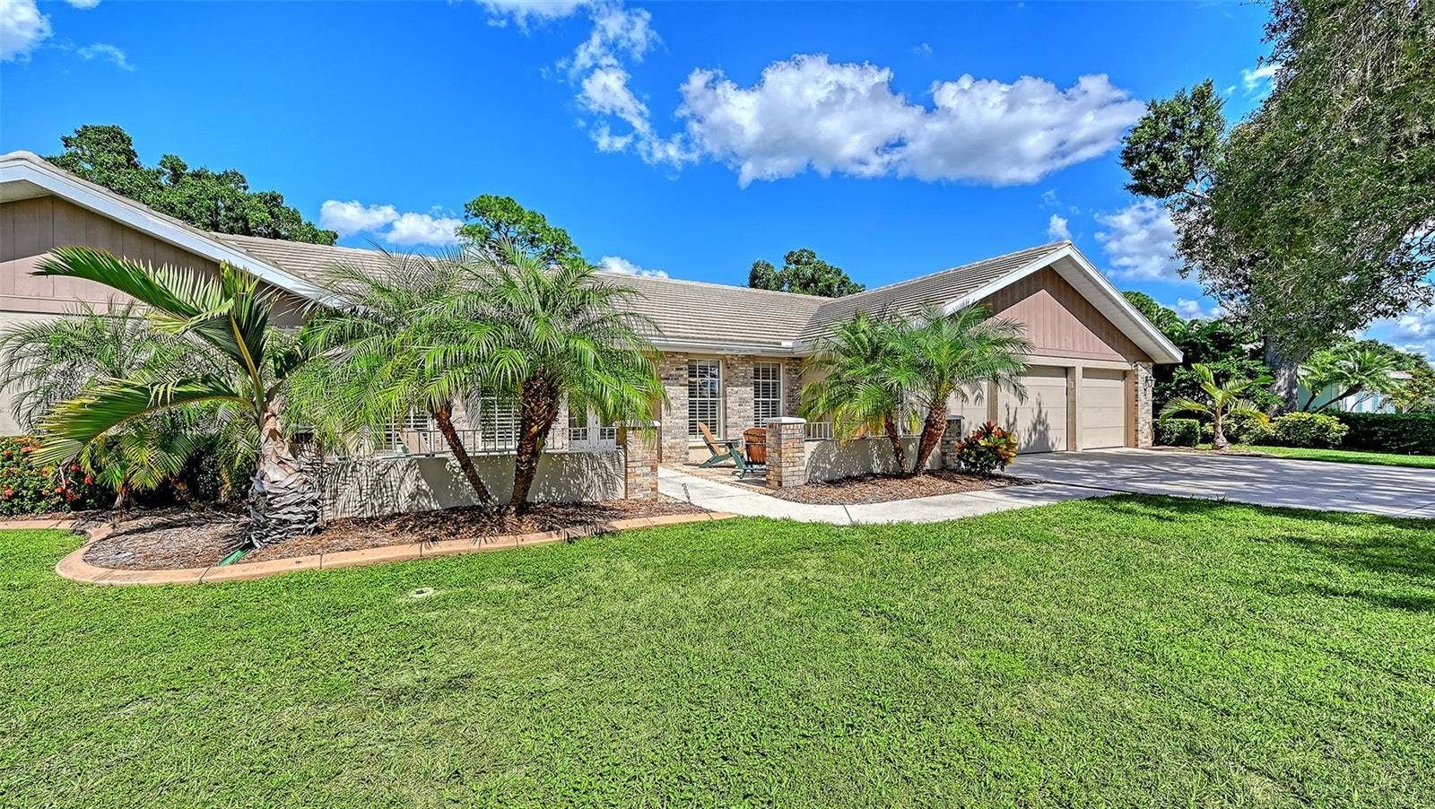 7913 BROADMOOR PINES BOULEVARD, Sarasota, FL 34243 7913 BROADMOOR PINES BOULEVARD, Sarasota, FL 34243
