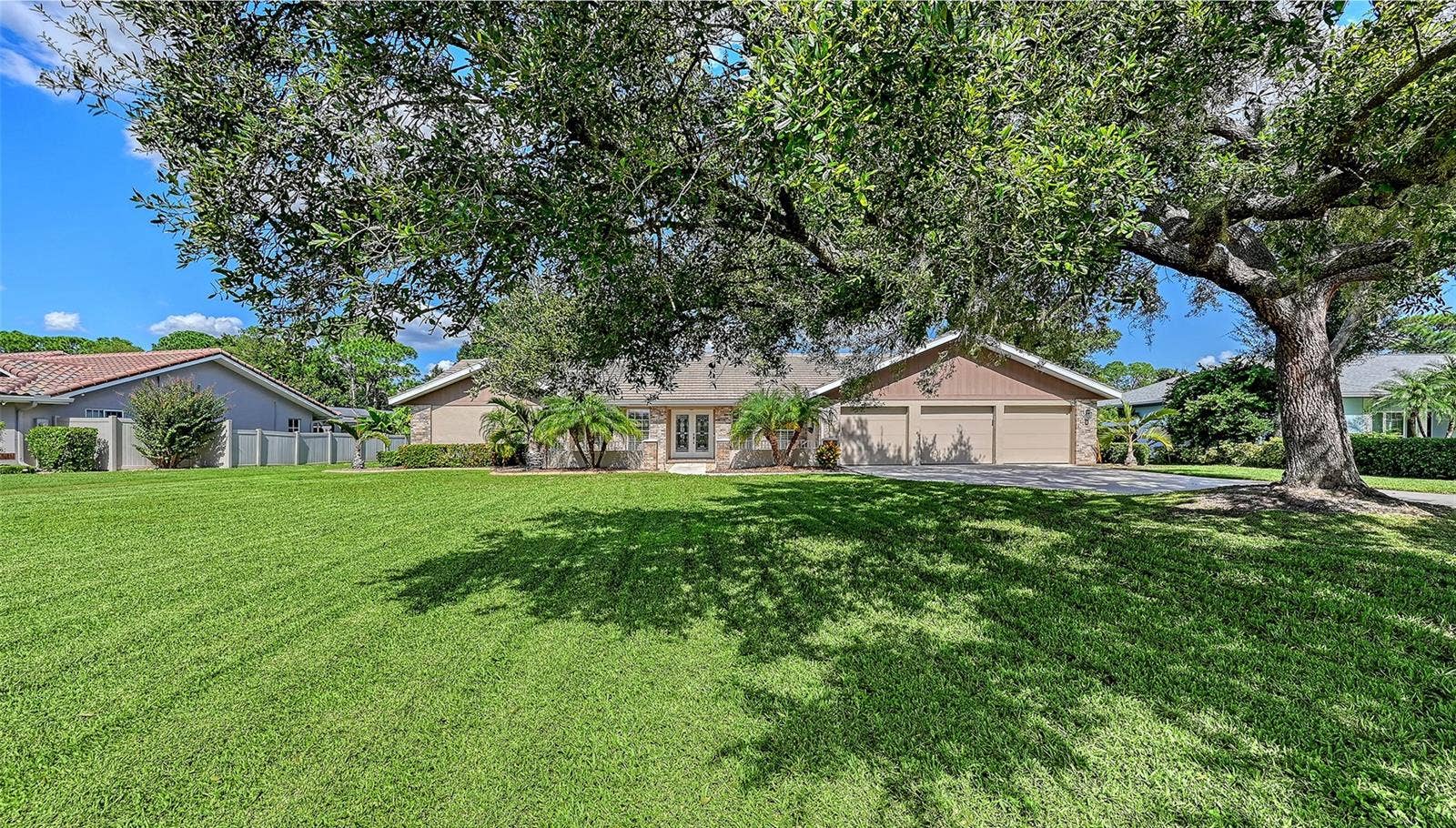 7913 BROADMOOR PINES BOULEVARD, Sarasota, FL 34243 7913 BROADMOOR PINES BOULEVARD, Sarasota, FL 34243