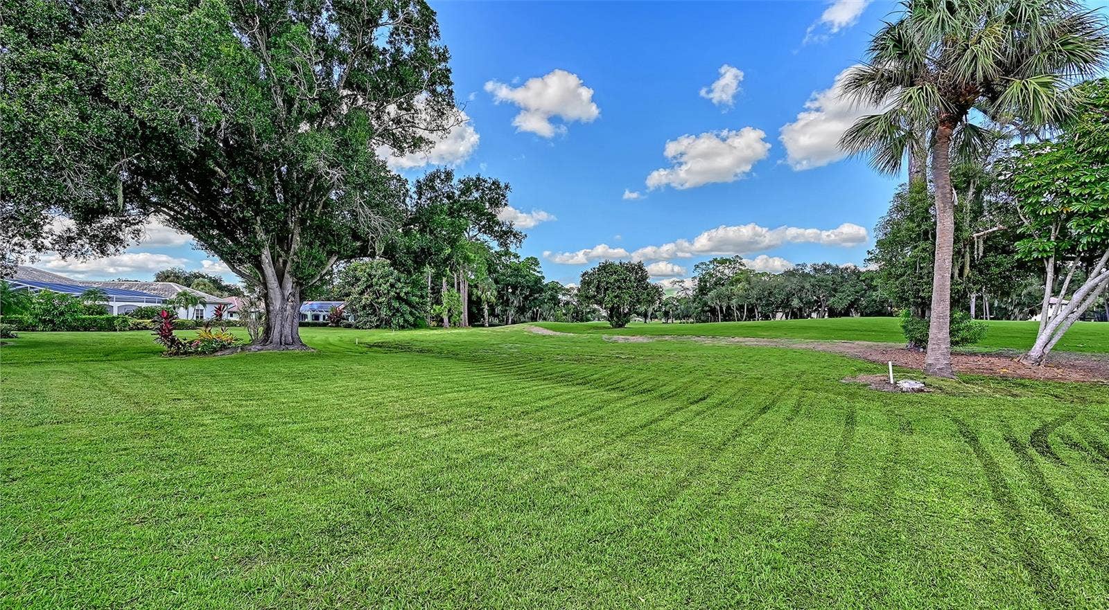 7913 BROADMOOR PINES BOULEVARD, Sarasota, FL 34243 7913 BROADMOOR PINES BOULEVARD, Sarasota, FL 34243