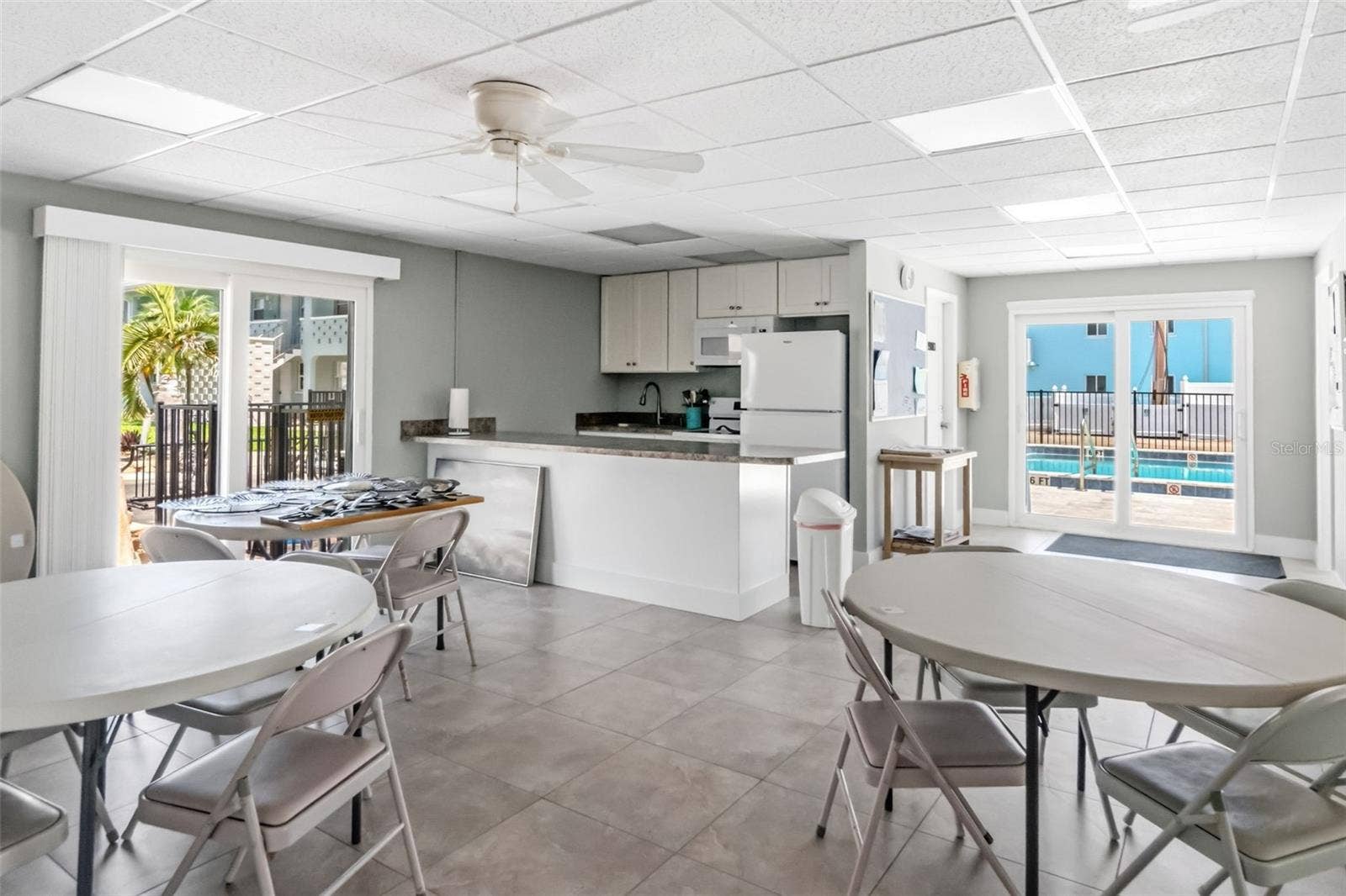 611 GULF DRIVE N, #A15, Bradenton Beach, FL 34217 611 GULF DRIVE N, #A15, Bradenton Beach, FL 34217