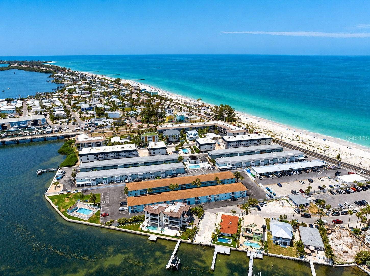 611 GULF DRIVE N, #A15, Bradenton Beach, FL 34217 611 GULF DRIVE N, #A15, Bradenton Beach, FL 34217