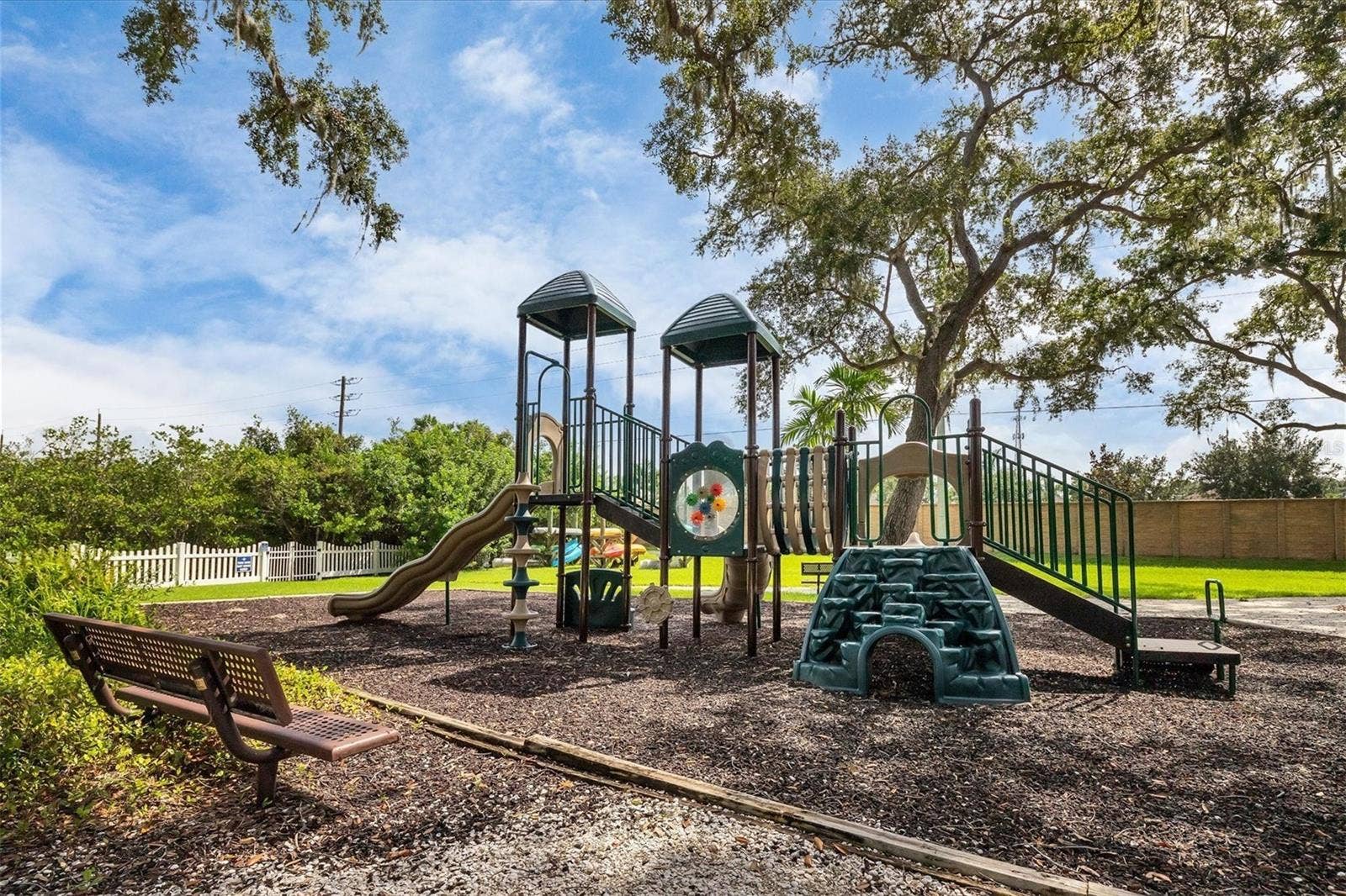 4627 BARRACUDA DRIVE, Bradenton, FL 34208