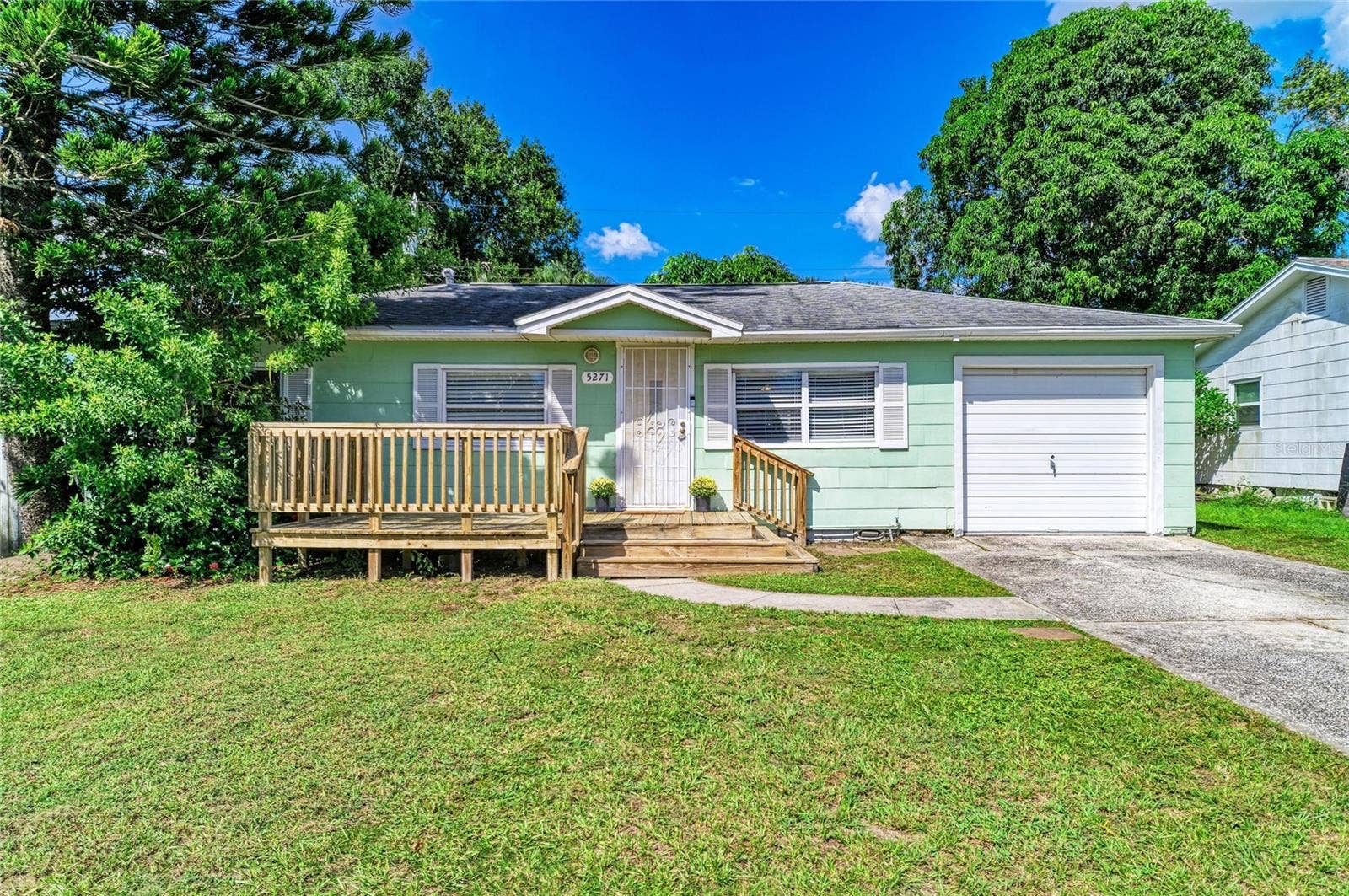 5271 43RD TERRACE N, St Petersburg, FL 33709 5271 43RD TERRACE N, St Petersburg, FL 33709
