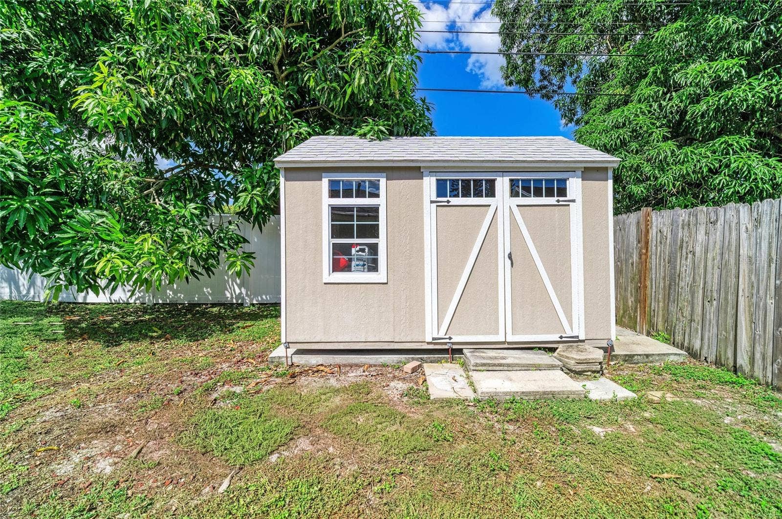 5271 43RD TERRACE N, St Petersburg, FL 33709 5271 43RD TERRACE N, St Petersburg, FL 33709