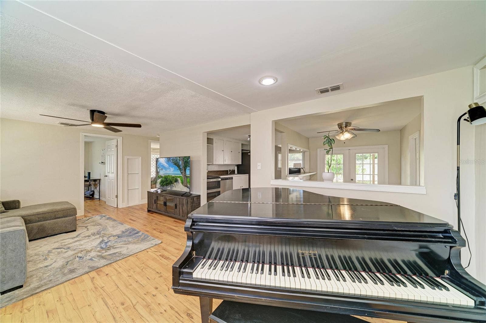 5271 43RD TERRACE N, St Petersburg, FL 33709 5271 43RD TERRACE N, St Petersburg, FL 33709