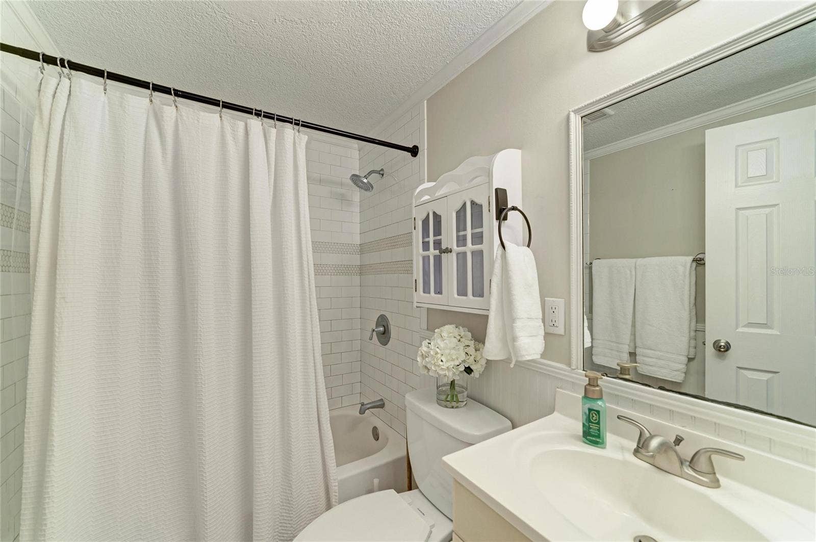 5271 43RD TERRACE N, St Petersburg, FL 33709 5271 43RD TERRACE N, St Petersburg, FL 33709