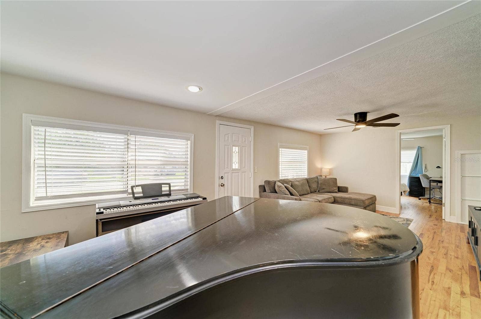 5271 43RD TERRACE N, St Petersburg, FL 33709 5271 43RD TERRACE N, St Petersburg, FL 33709