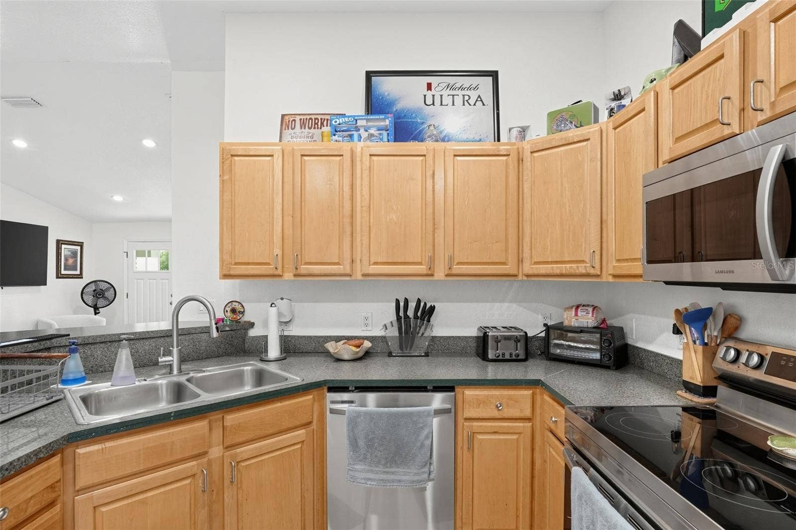 18142 CHARTER AVENUE, Port Charlotte, FL 33954 18142 CHARTER AVENUE, Port Charlotte, FL 33954