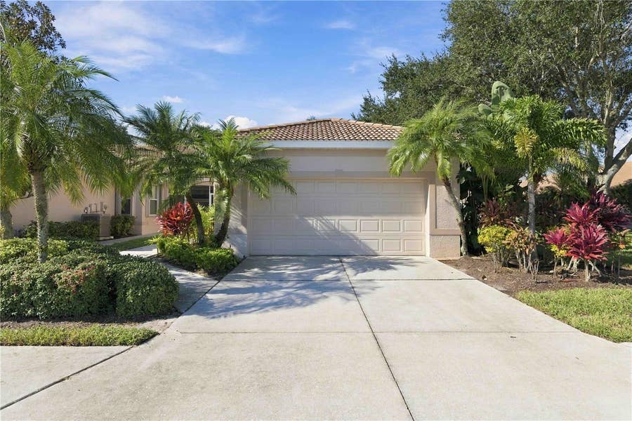 Property photo for 8216 ASHFORD FALLS COURT, Sarasota, FL