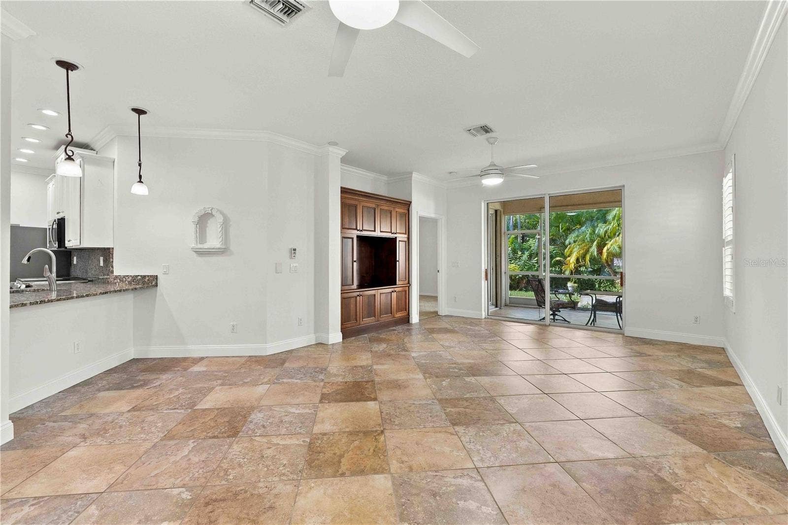 8216 ASHFORD FALLS COURT, Sarasota, FL 34243 8216 ASHFORD FALLS COURT, Sarasota, FL 34243