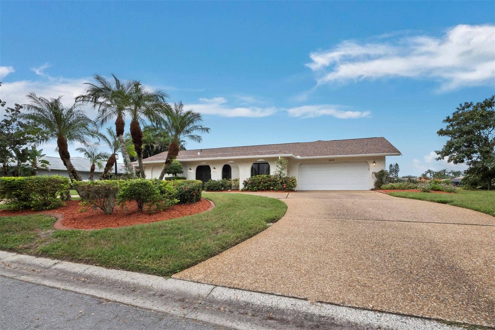6945 COUNTRY LAKES CIRCLE, Sarasota, FL 34243 6945 COUNTRY LAKES CIRCLE, Sarasota, FL 34243