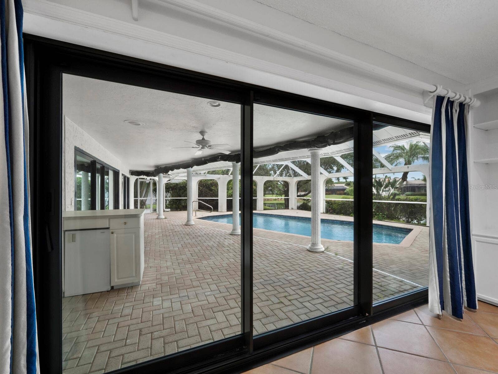 6945 COUNTRY LAKES CIRCLE, Sarasota, FL 34243 6945 COUNTRY LAKES CIRCLE, Sarasota, FL 34243