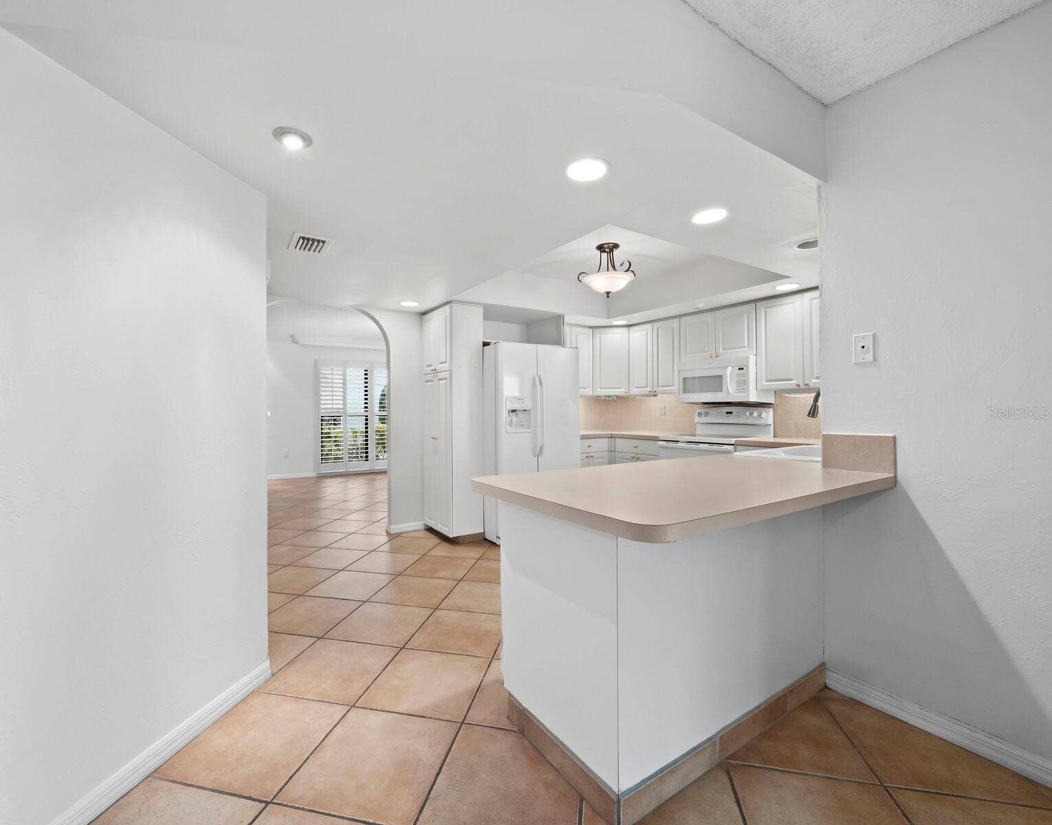 6945 COUNTRY LAKES CIRCLE, Sarasota, FL 34243 6945 COUNTRY LAKES CIRCLE, Sarasota, FL 34243