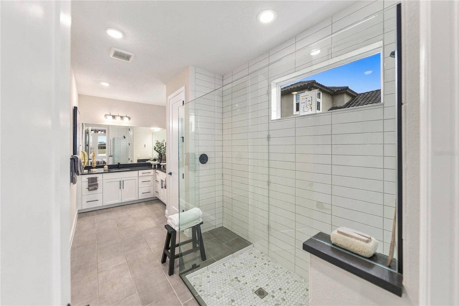 4719 WINSOME WAY, Lakewood Ranch, FL 34211 4719 WINSOME WAY, Lakewood Ranch, FL 34211