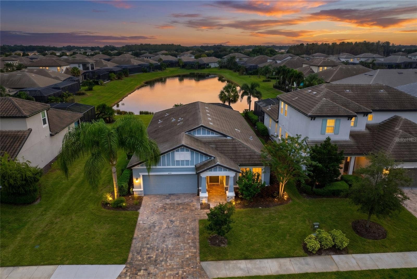 4719 WINSOME WAY, Lakewood Ranch, FL 34211 Welcome Home!