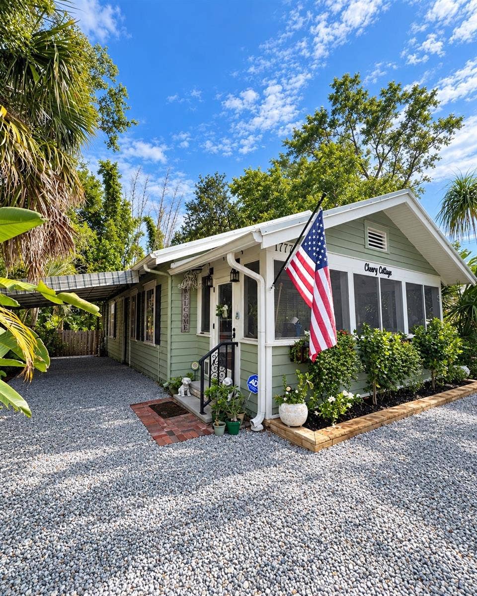 1777 ALTA VISTA STREET, Sarasota, FL 34236 Front Exterior