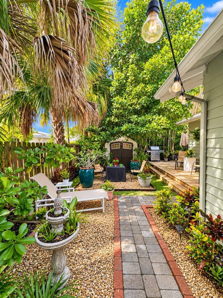 1777 ALTA VISTA STREET, Sarasota, FL 34236 Backyard - Virtually Staged