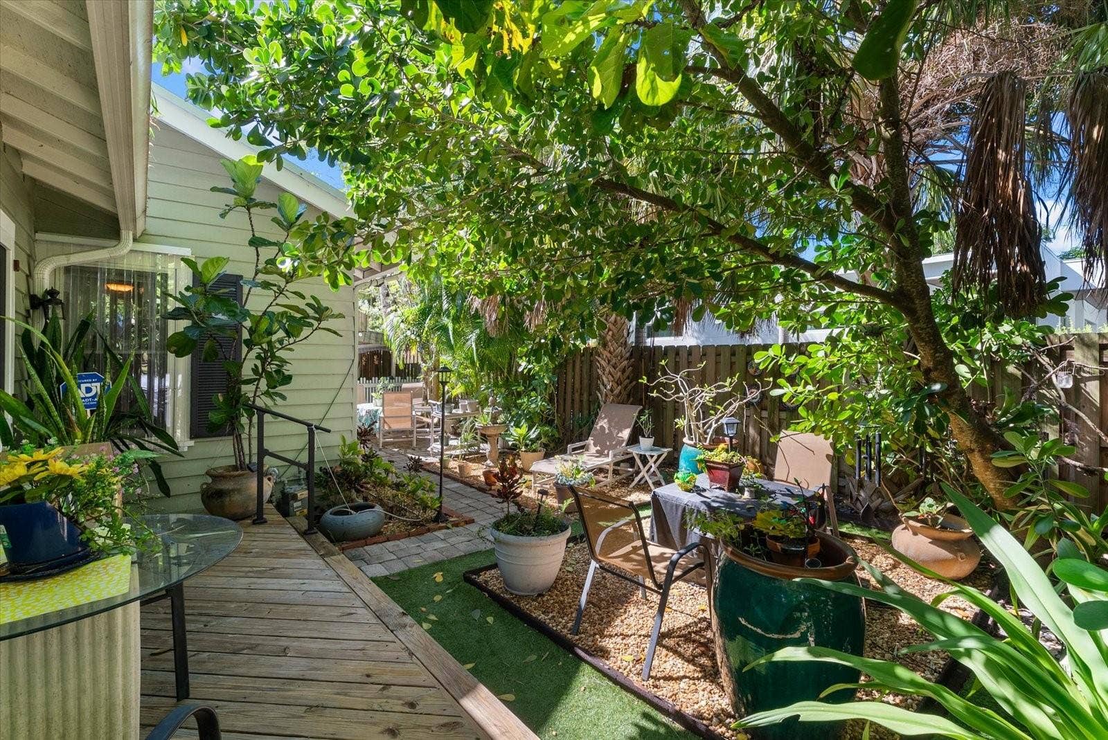 1777 ALTA VISTA STREET, Sarasota, FL 34236 1777 ALTA VISTA STREET, Sarasota, FL 34236