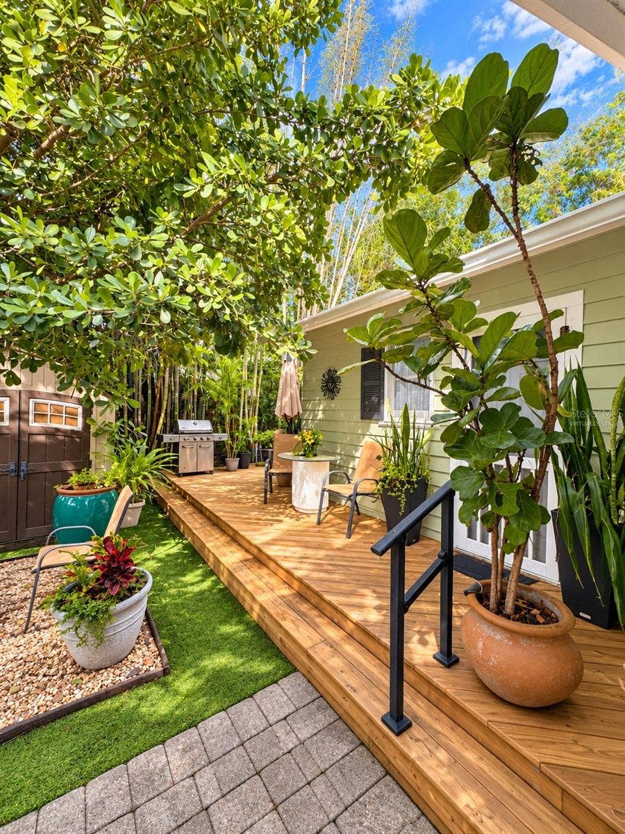 1777 ALTA VISTA STREET, Sarasota, FL 34236 Backyard - Virtually Staged