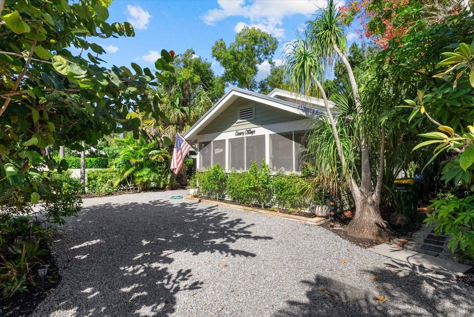 1777 ALTA VISTA STREET, Sarasota, FL 34236 1777 ALTA VISTA STREET, Sarasota, FL 34236