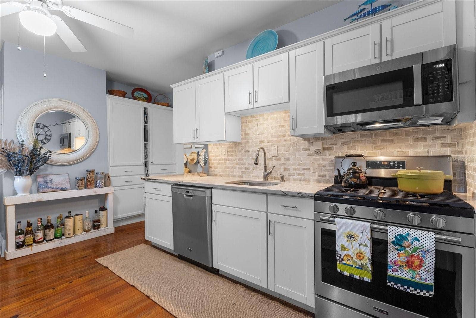 1777 ALTA VISTA STREET, Sarasota, FL 34236 1777 ALTA VISTA STREET, Sarasota, FL 34236
