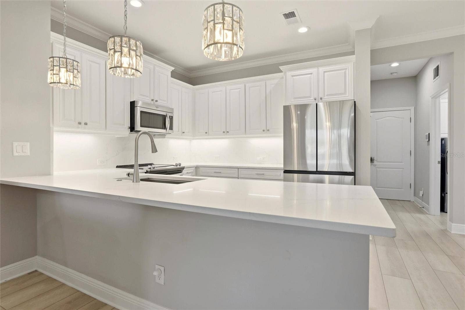 8142 MIRAMAR WAY, Lakewood Ranch, FL 34202