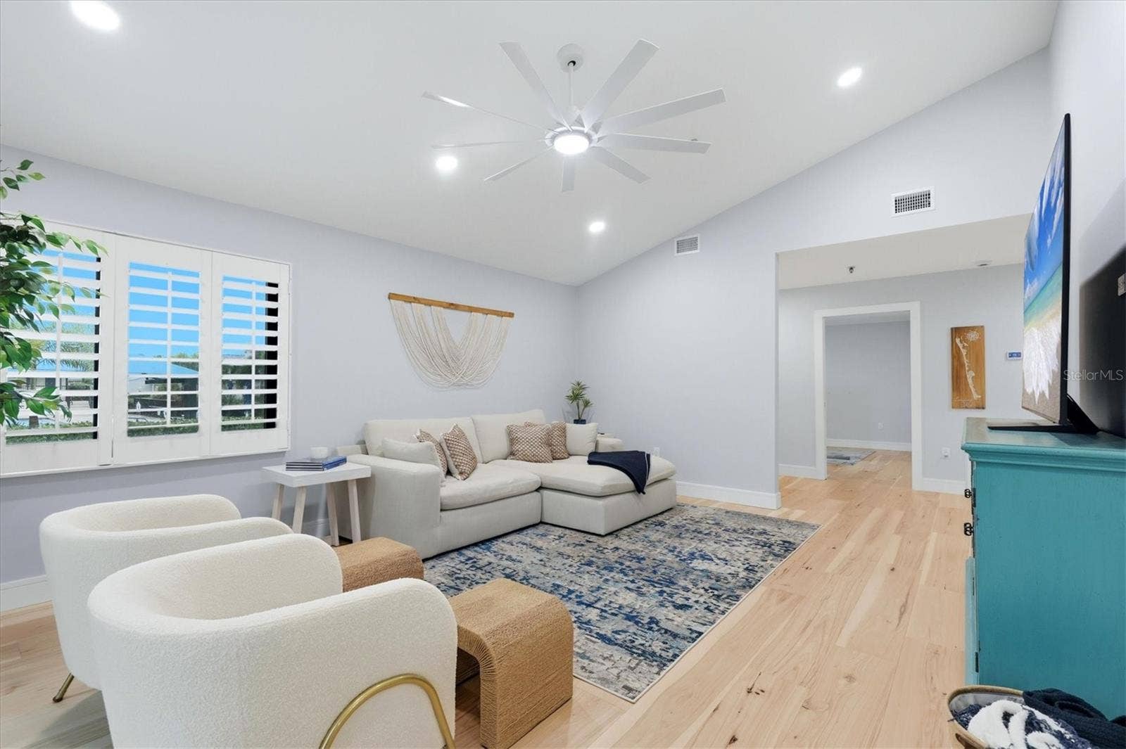 2141 HARBOURSIDE DRIVE, #1203, Longboat Key, FL 34228 Turnkey furnishedLiving Room