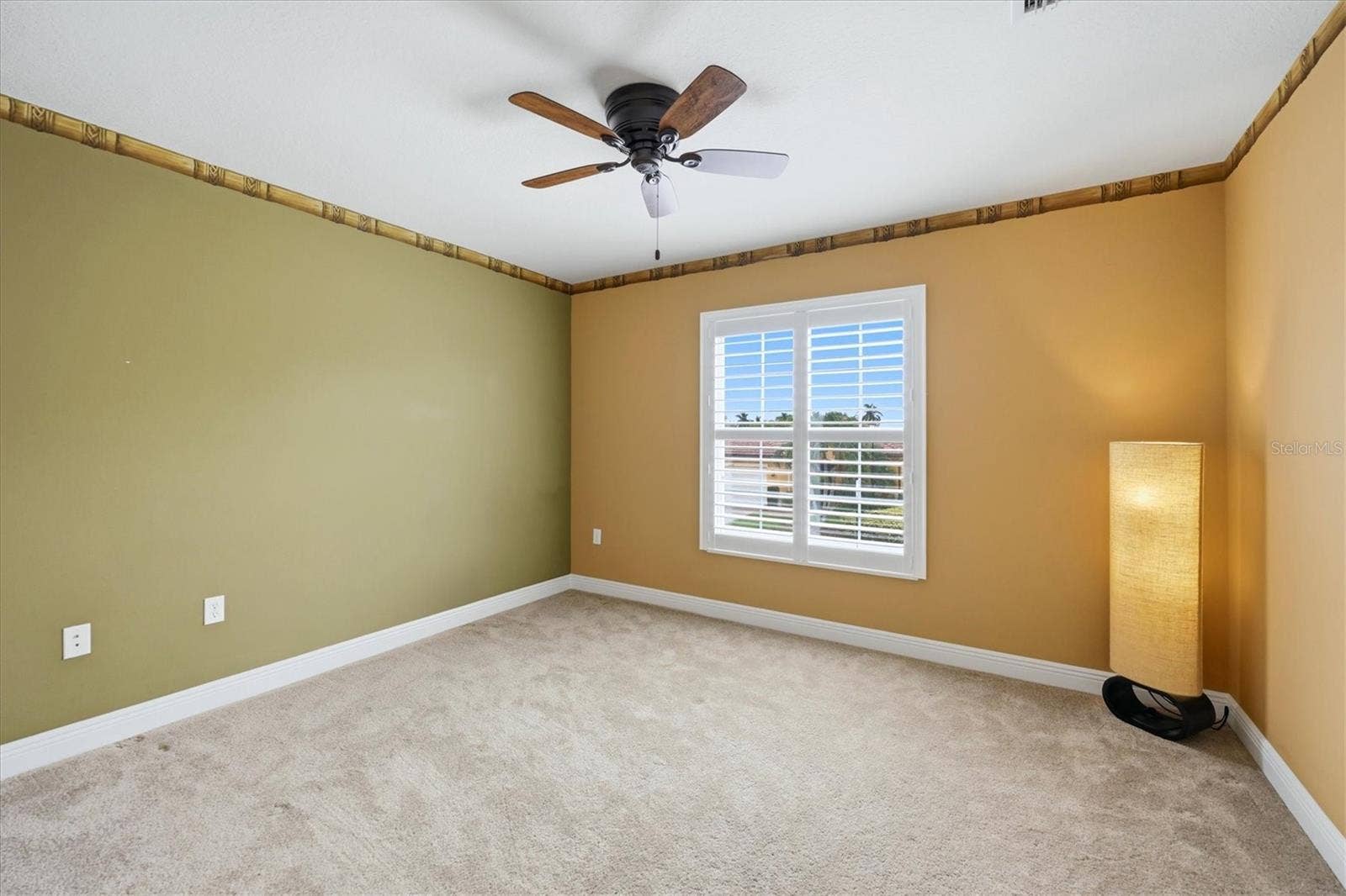 23901 WAVERLY CIRCLE, Venice, FL 34293 23901 WAVERLY CIRCLE, Venice, FL 34293