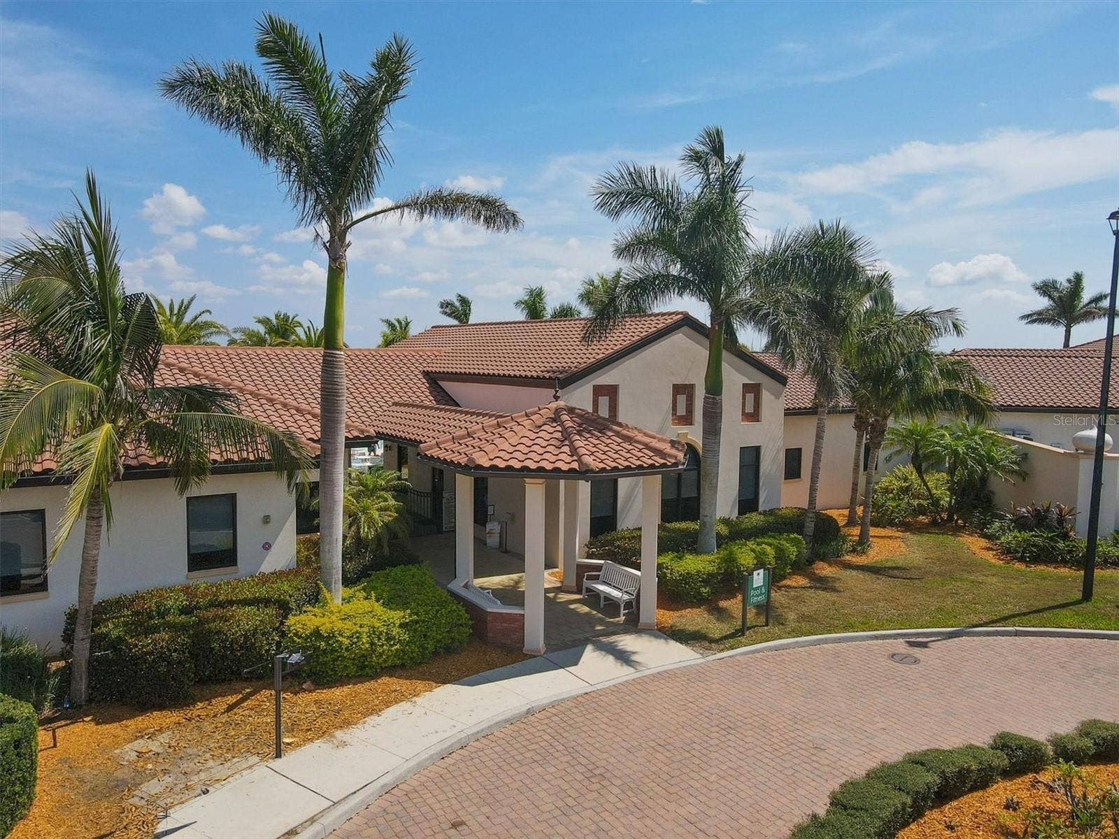 23901 WAVERLY CIRCLE, Venice, FL 34293 23901 WAVERLY CIRCLE, Venice, FL 34293