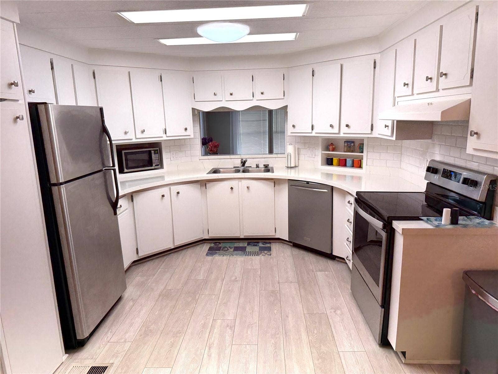 5619 BAYSHORE ROAD, #159, Palmetto, FL 34221 Kitchen
