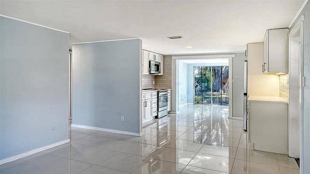 5529 NUTMEG AVENUE, Sarasota, FL 34231