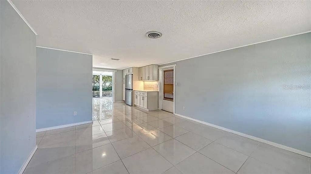 5529 NUTMEG AVENUE, Sarasota, FL 34231