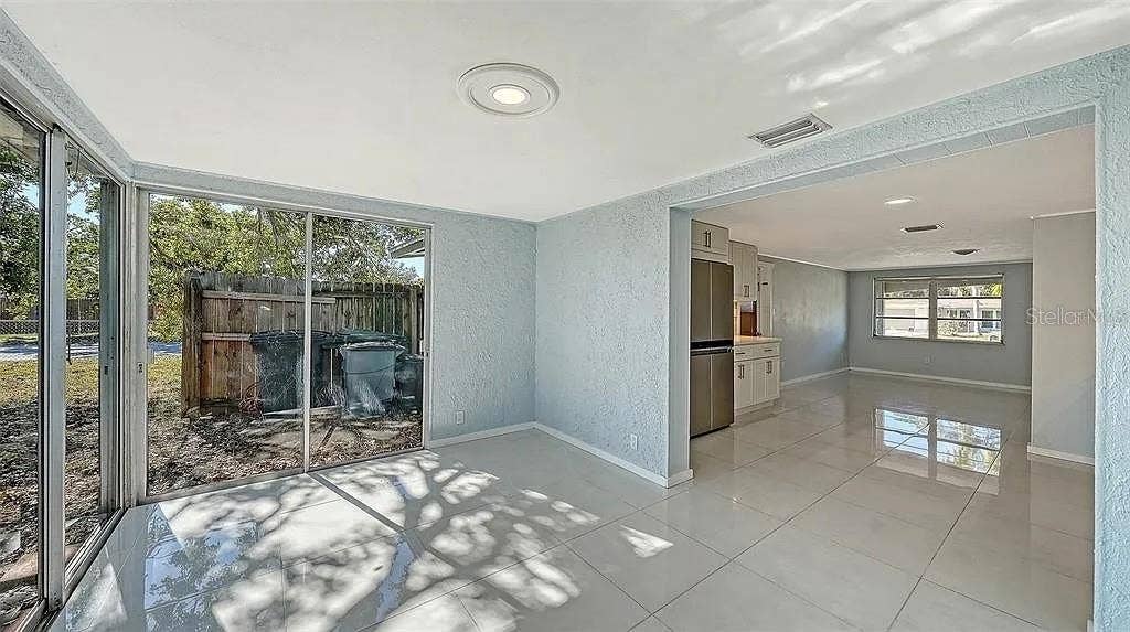 5529 NUTMEG AVENUE, Sarasota, FL 34231