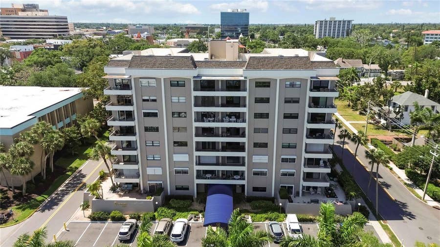 Property photo for 1400 1ST AVENUE W, #506, Bradenton, FL