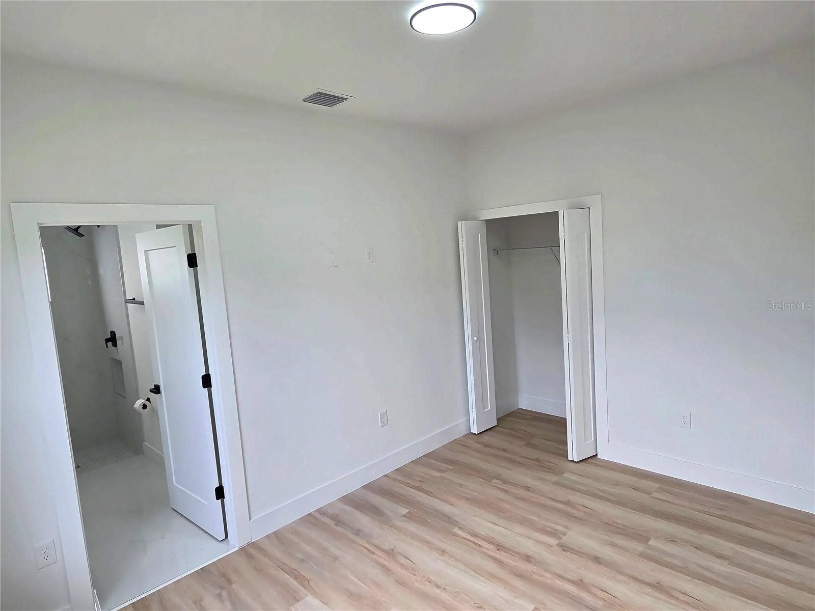 3126 BELLEVILLE TER, North Port, FL 34286 Unfurnished additional room offering flexible space for everyday needs.