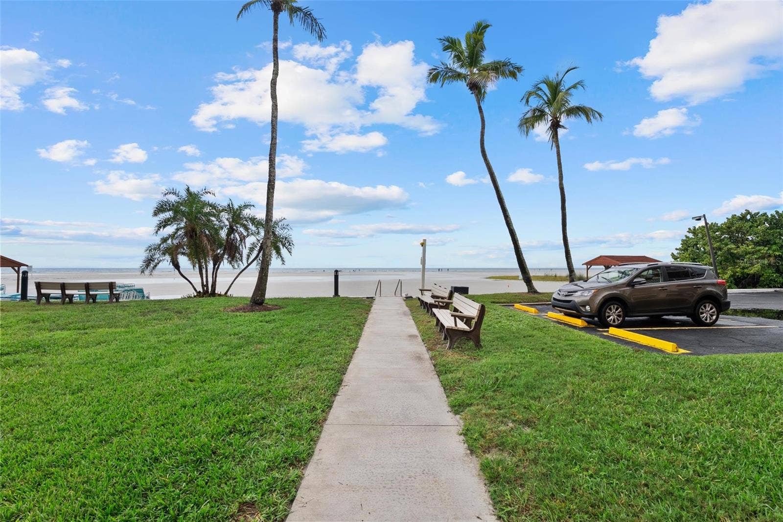 5830 MIDNIGHT PASS ROAD, #8, Sarasota, FL 34242 5830 MIDNIGHT PASS ROAD, #8, Sarasota, FL 34242