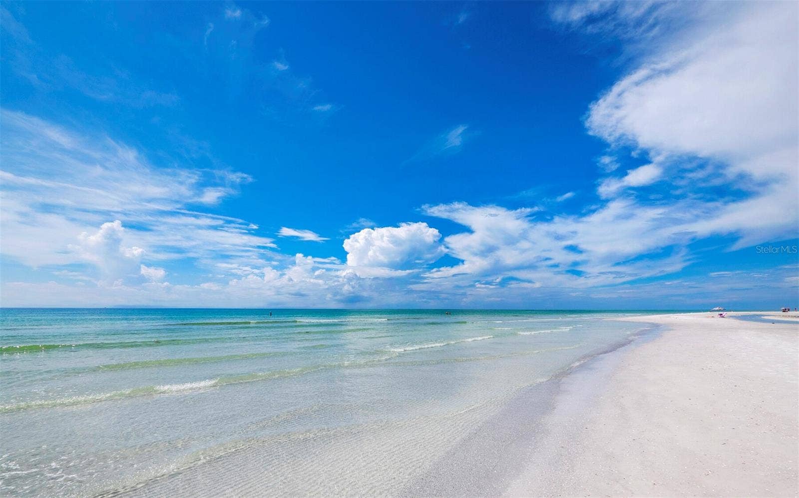 475 BENJAMIN FRANKLIN DRIVE, #215, Sarasota, FL 34236