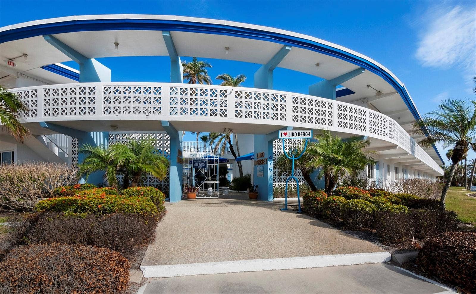 475 BENJAMIN FRANKLIN DRIVE, #215, Sarasota, FL 34236