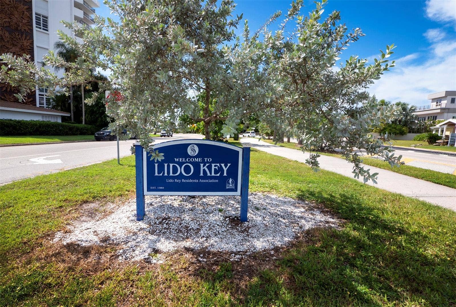 475 BENJAMIN FRANKLIN DRIVE, #215, Sarasota, FL 34236