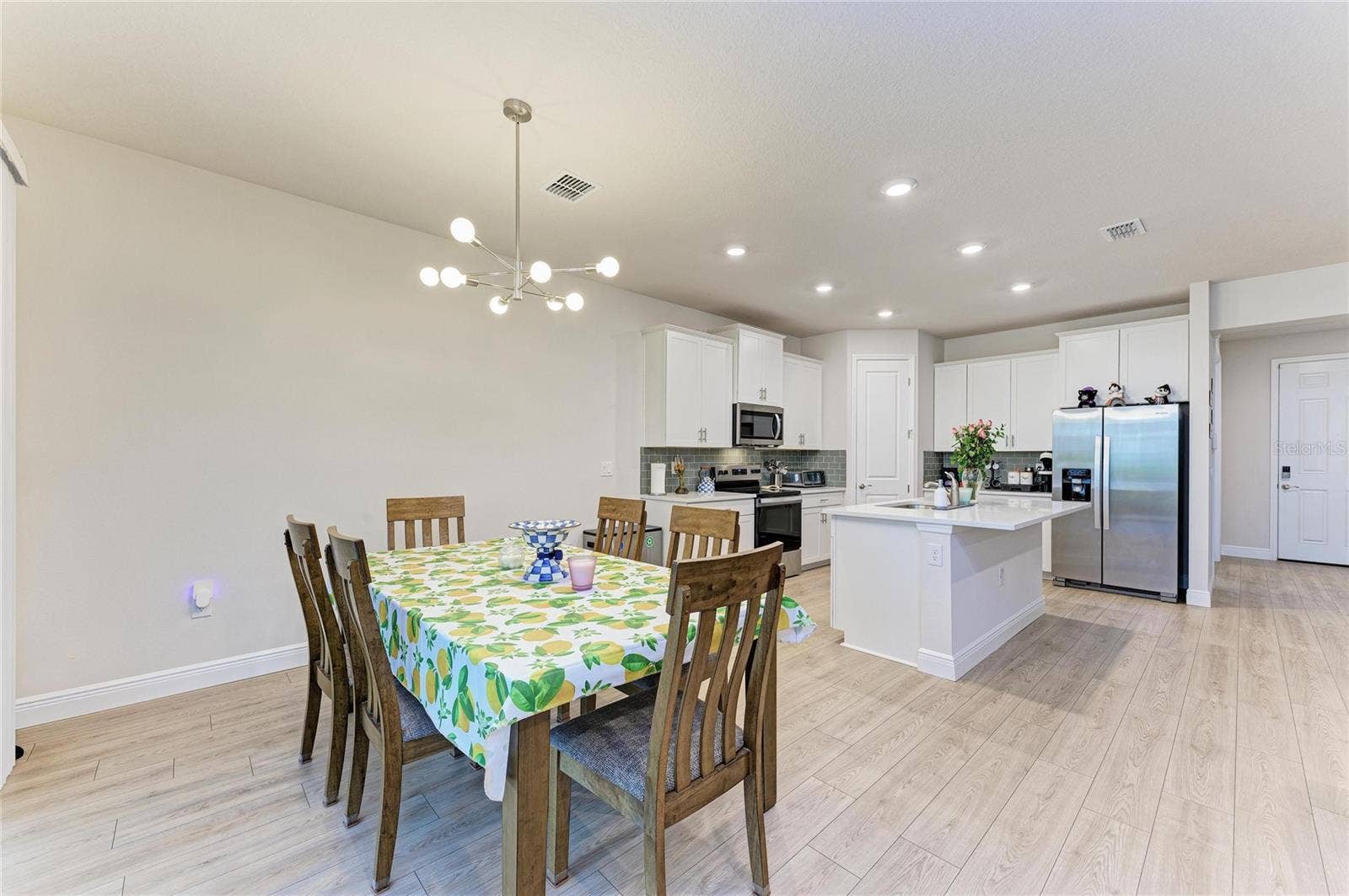 18211 THISTLEBERRY PLACE, Lakewood Ranch, FL 34211 18211 THISTLEBERRY PLACE, Lakewood Ranch, FL 34211