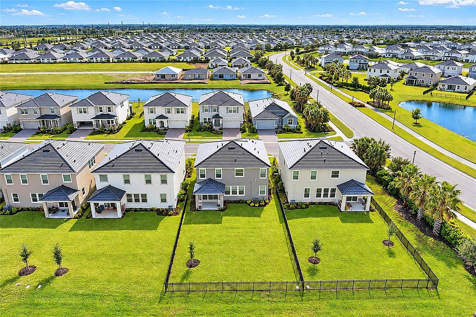 18211 THISTLEBERRY PLACE, Lakewood Ranch, FL 34211 18211 THISTLEBERRY PLACE, Lakewood Ranch, FL 34211