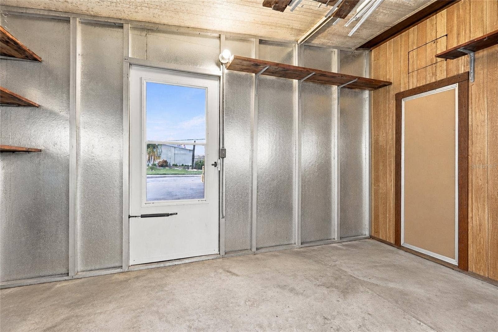 266 CAMELOT DRIVE, Nokomis, FL 34275 266 CAMELOT DRIVE, Nokomis, FL 34275
