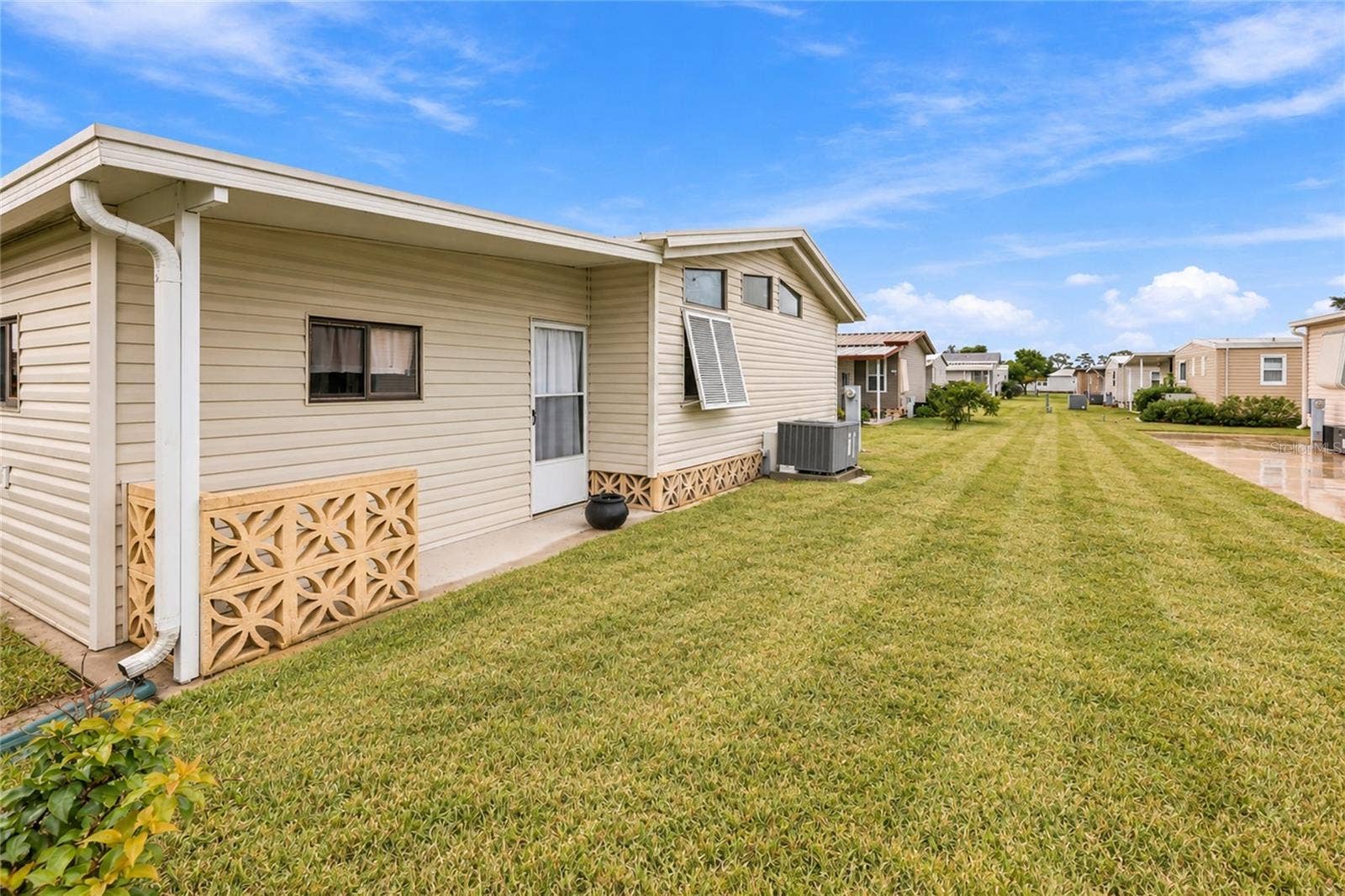 266 CAMELOT DRIVE, Nokomis, FL 34275 266 CAMELOT DRIVE, Nokomis, FL 34275
