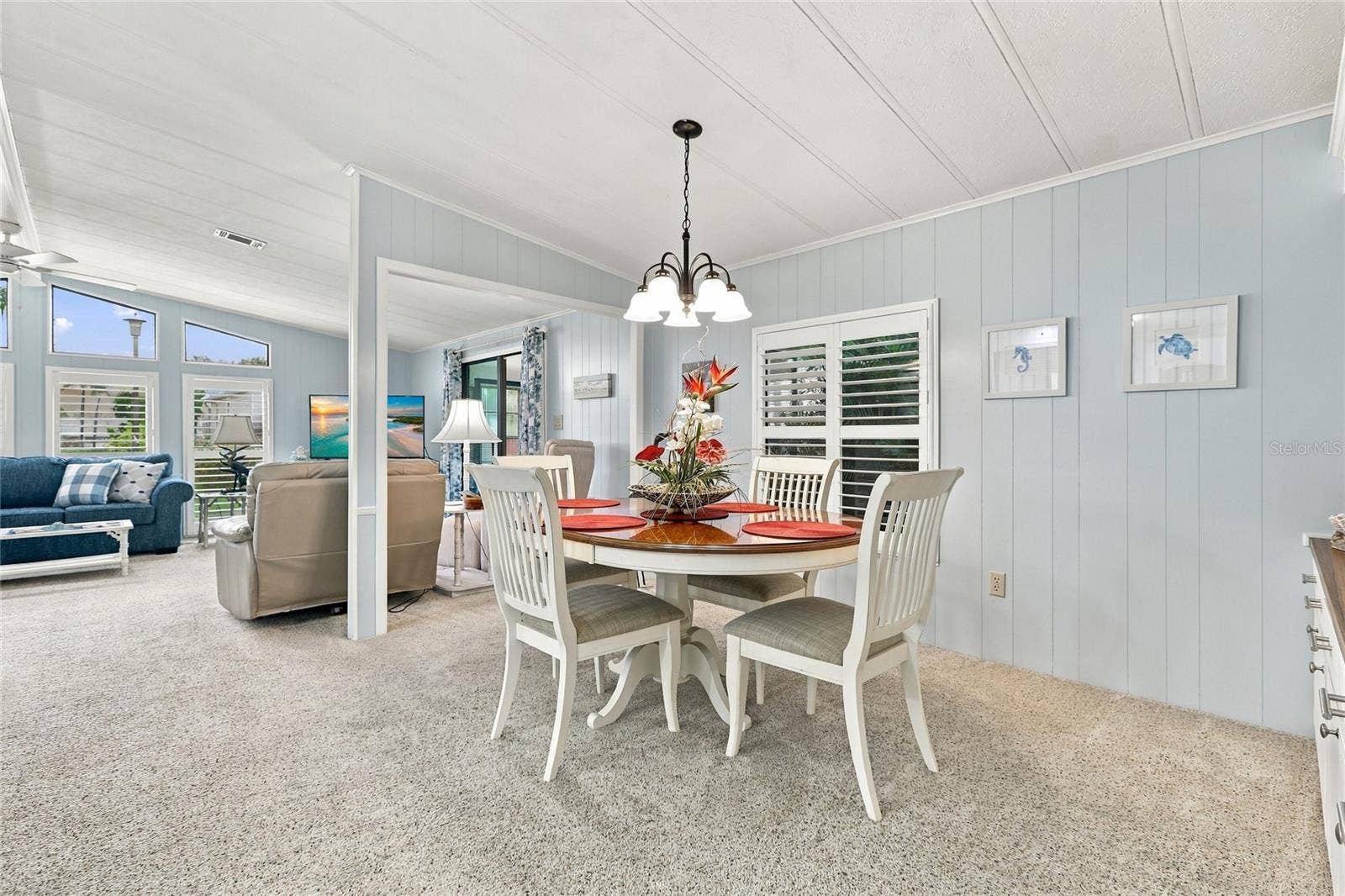 266 CAMELOT DRIVE, Nokomis, FL 34275 266 CAMELOT DRIVE, Nokomis, FL 34275