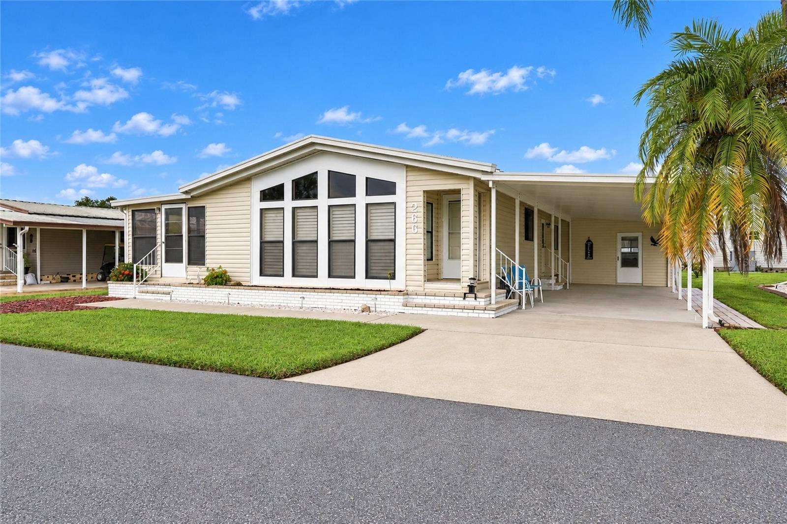 266 CAMELOT DRIVE, Nokomis, FL 34275 266 CAMELOT DRIVE, Nokomis, FL 34275