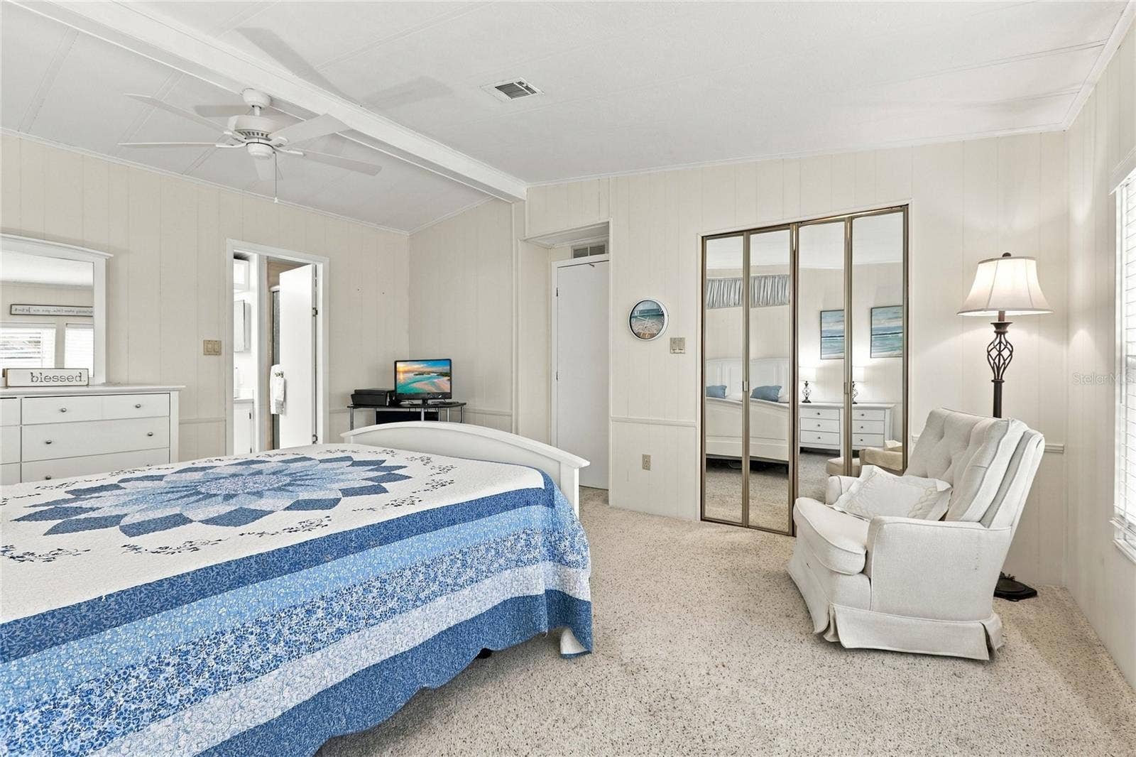266 CAMELOT DRIVE, Nokomis, FL 34275 266 CAMELOT DRIVE, Nokomis, FL 34275