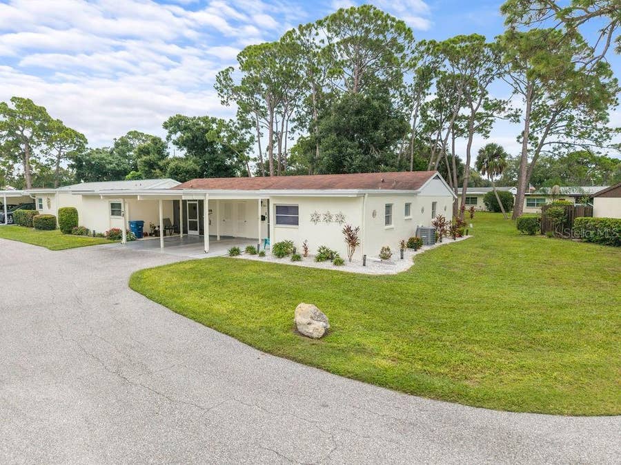 Property photo for 3524 GREEN VIEW COURT, #49, Sarasota, FL