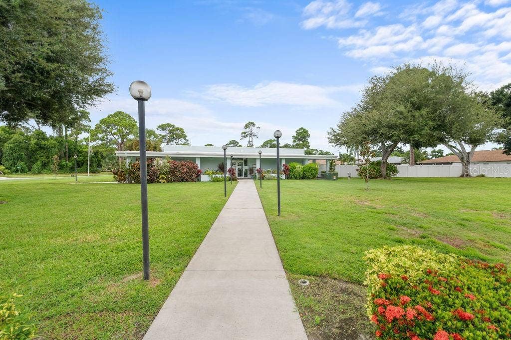3524 GREEN VIEW COURT, #49, Sarasota, FL 34231
