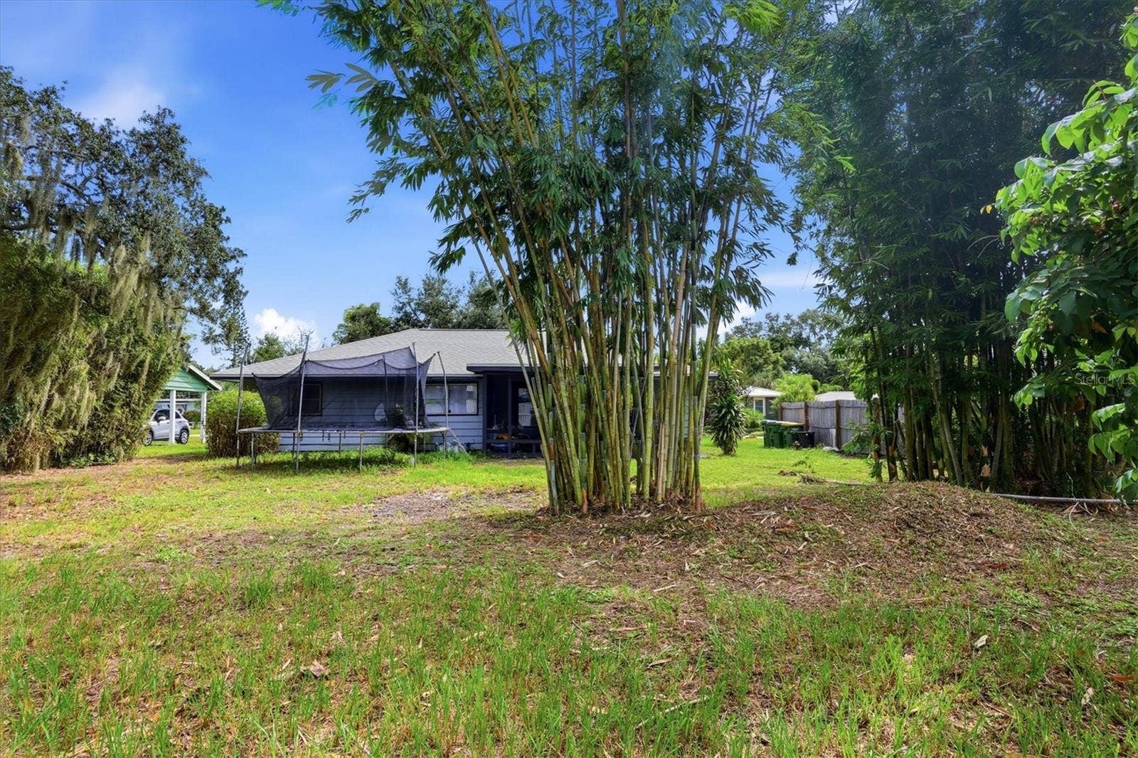 2533 HAWTHORNE STREET, Sarasota, FL 34239 2533 HAWTHORNE STREET, Sarasota, FL 34239